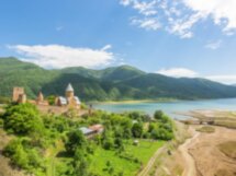 Сердце православной Грузии — Мцхета и замок Ананури, застывший над водой