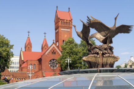 В Беларусь с трансфером на автобусе: замки магнатов, средневековые города и зубры