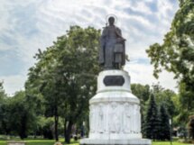 Псков и его кремль: погружение в Средневековье