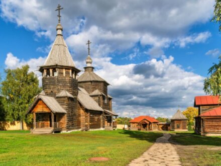 Суздальская старина: знакомство с городом