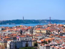 Трансфер из аэропорта в Лиссабон или города Португальской Ривьеры