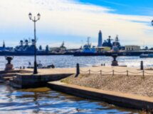 Морской Кронштадт: большая прогулка на катере с высадкой на форт