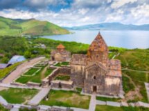 Лазурный Севан: экскурсия и обед с панорамным видом (всё включено)