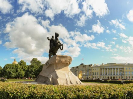 Царь-плотник: морская история Петербурга