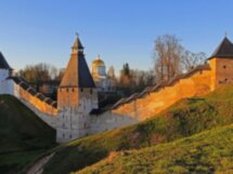 Старый Изборск и Псково-Печерский монастырь: путешествие к истокам Руси
