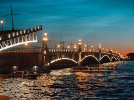 Романтика белых ночей и разводных мостов