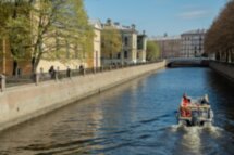 По рекам утреннего Петербурга – на катере и в мини-группе