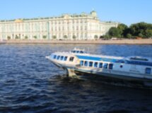 Метеор в Стрельну и обратно + экскурсия + обед в ресторане