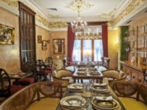 Гастротур в Петербурге с проживанием в SPA-отеле: знаменитые рестораны, деликатесы и винный погреб