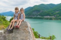Горные пейзажи Сванетии: от теплого моря к манящим вершинам