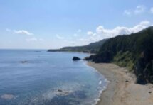 Сахалинские приключения: маяк Анива, Охотское море и японские артефакты