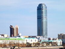 По Красной линии Екатеринбурга с одним из ее хранителей